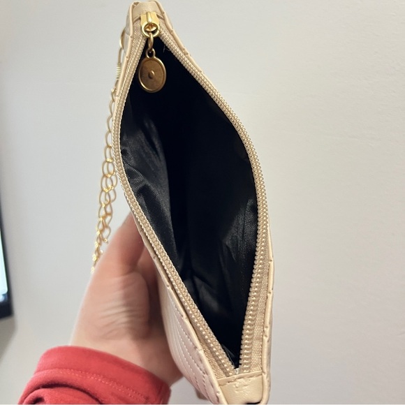 Elegant Chevron Leatherette Cream Gold Chain Shoulder Crossbody Bag - Picture 4 of 4